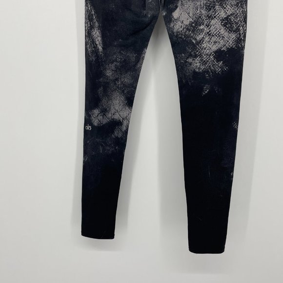 Alo Yoga Black Smoke Airbrush print leggings Med - Picture 8 of 14